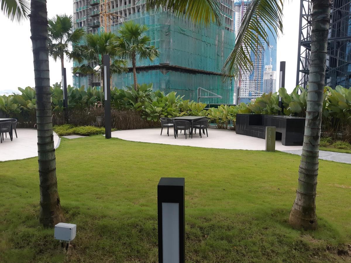 Astra @ Eaton Residences Kl Kuala Lumpur Ngoại thất bức ảnh
