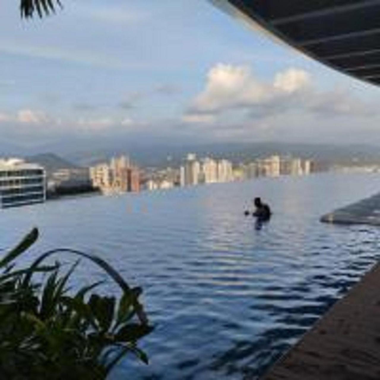 Astra @ Eaton Residences Kl Kuala Lumpur Ngoại thất bức ảnh