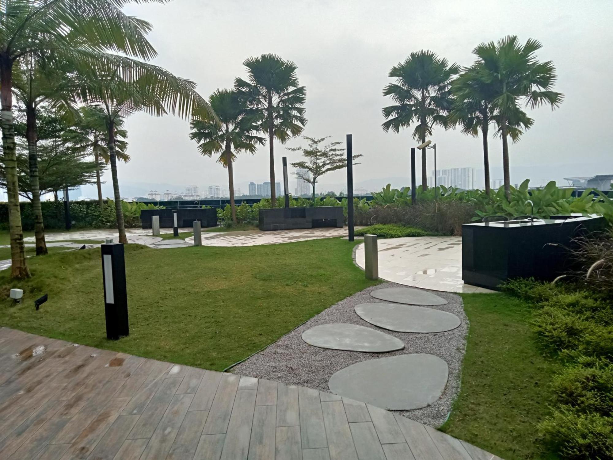 Astra @ Eaton Residences Kl Kuala Lumpur Ngoại thất bức ảnh
